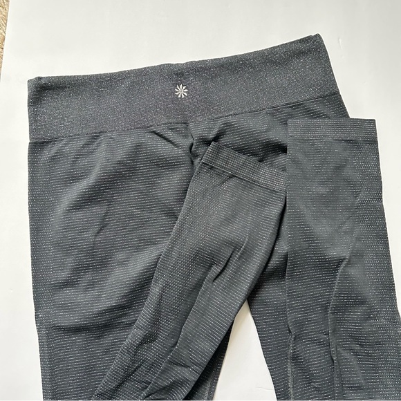 🩷ATHLETA SEAMLESS GLITTER SPARKLE BLUE SIZE MEDIUM TRENDING LEGGINGS PANTS - Picture 3 of 9